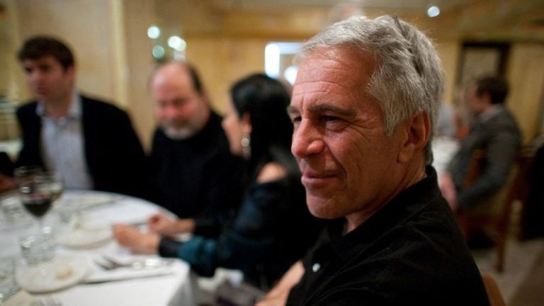2025-12-18t190901z-522047500-rc25jia1qbq4-rtrmadp-3-usa-trump-epstein-files